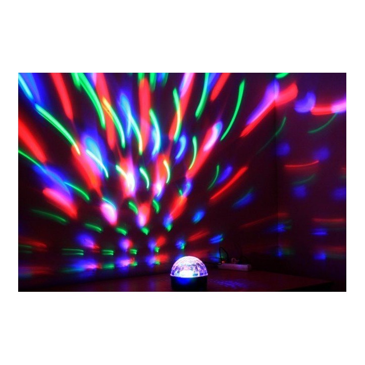 Kula LED z 3 kolorowymi efektami Kula LED z 3 kolorowymi efektami