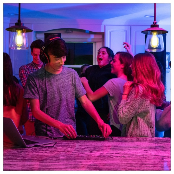 Numark DJ 2 GO Kontroler dla DJa + słuchawki